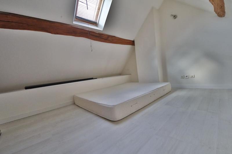 Immeuble - 241 m² - 10 pièces