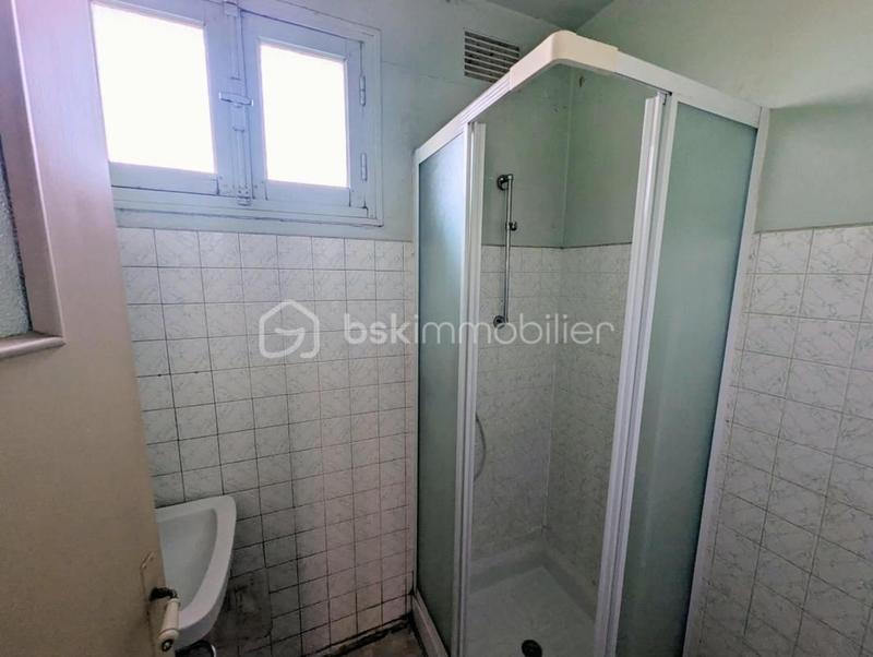 Maison - 503 m² - 4 pièces