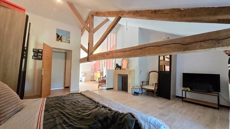 Maison - 150 m² - 4 pièces