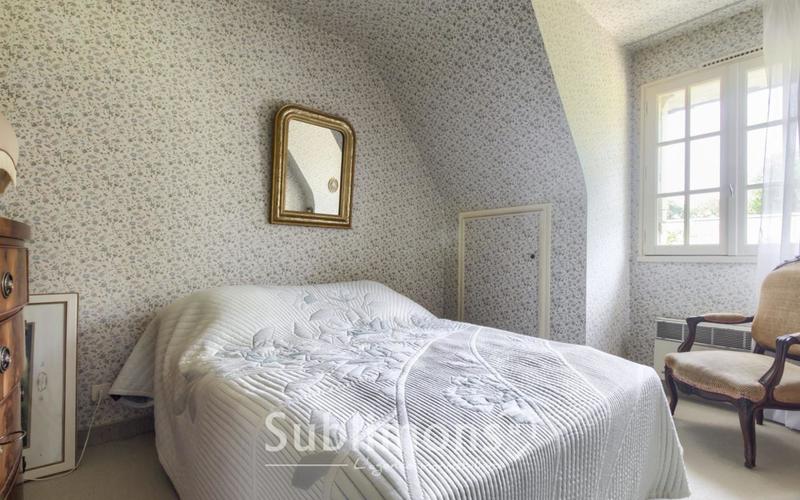 Maison - 168 m² - 7 pièces