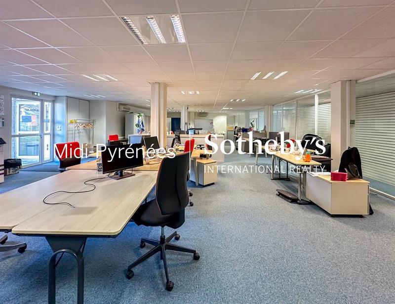 Immeuble - 1 536 m²