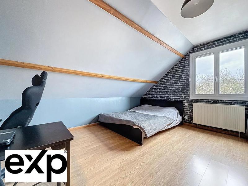 Maison - 137 m² - 7 pièces