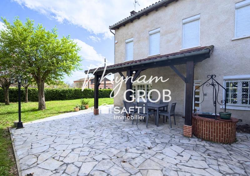 Maison de ville - 230 m² - 7 pièces