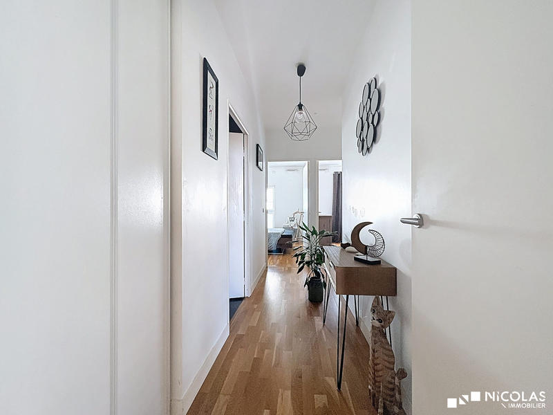 Appartement - 70 m² - 3 pièces