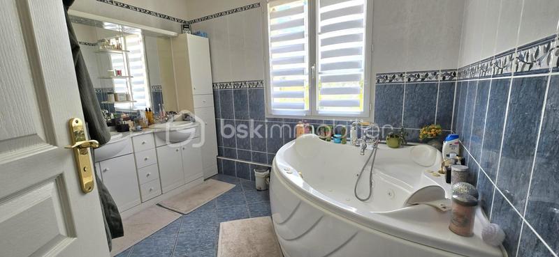 Maison - 140 m² - 6 pièces