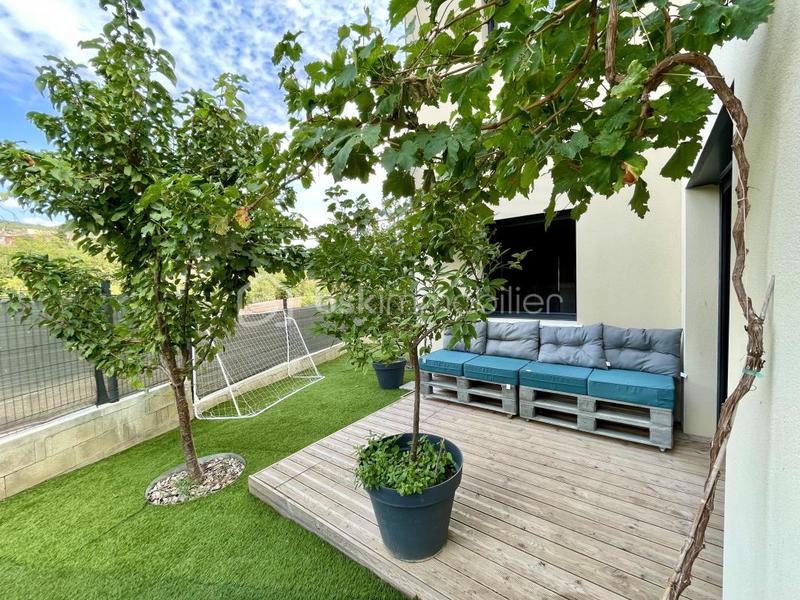Villa - 186 m² - 6 pièces