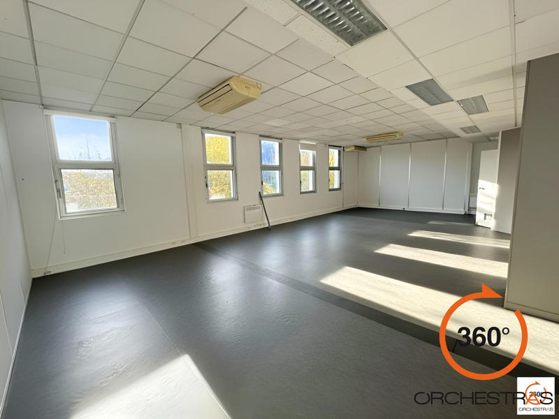 Local d'activités - 805 m²
