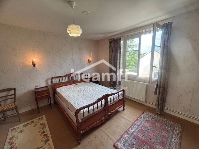 Maison - 114 m² - 7 pièces