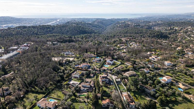 Propriété - 300 m² - 7 pièces