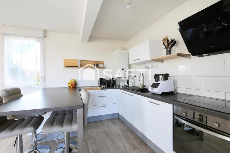 Appartement - 80 m² - 4 pièces