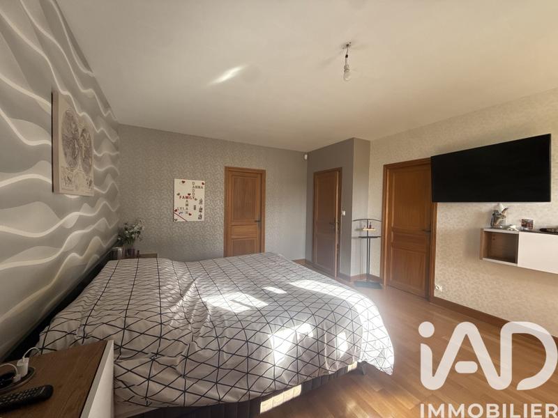 Maison de maîtres - 360 m² - 8 pièces