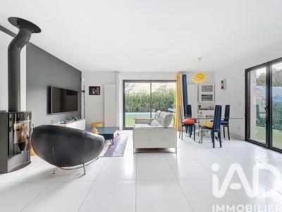 Maison - 100 m² - 4 pièces