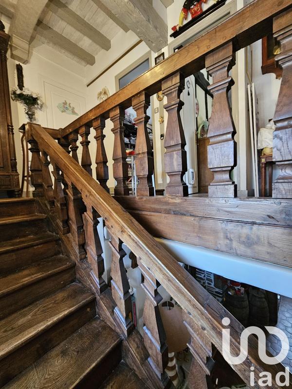 Maison - 313 m² - 9 pièces