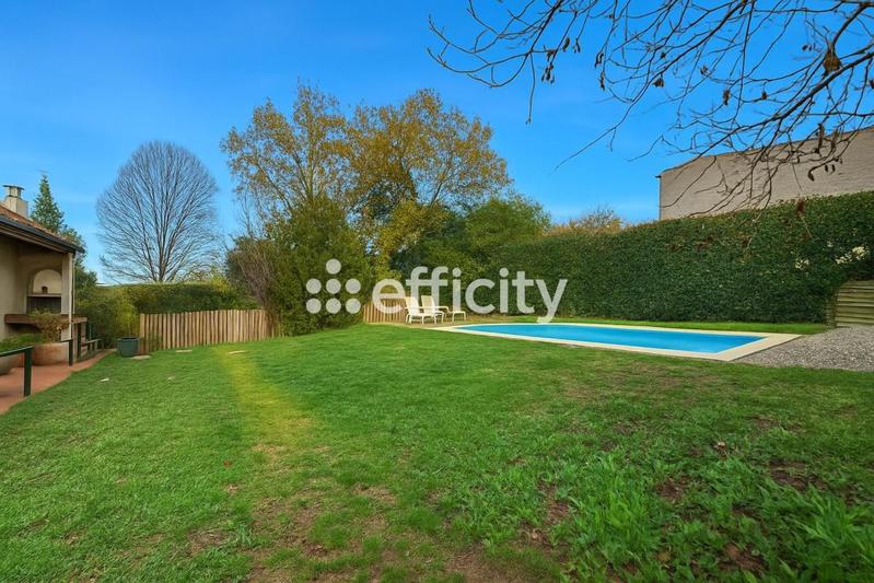 Maison - 160 m² - 6 pièces