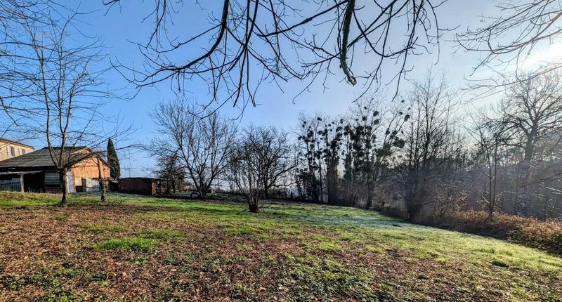 Maison - 270 m² - 11 pièces