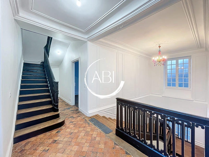 Manoir - 220 m² - 6 pièces