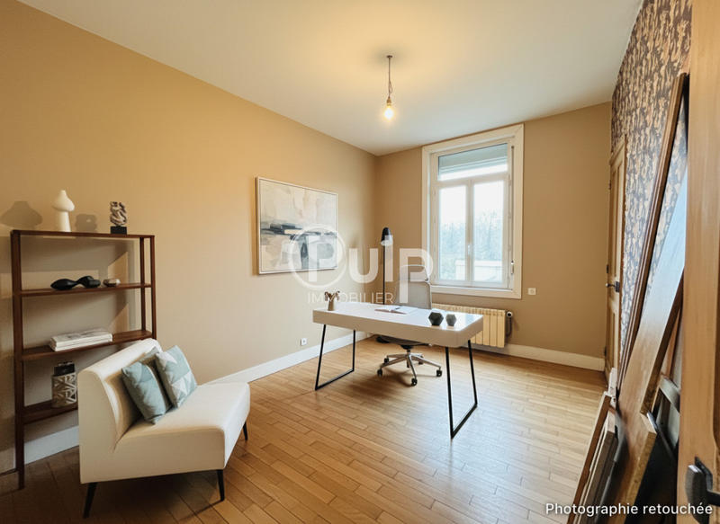 Maison de ville - 150 m² - 9 pièces