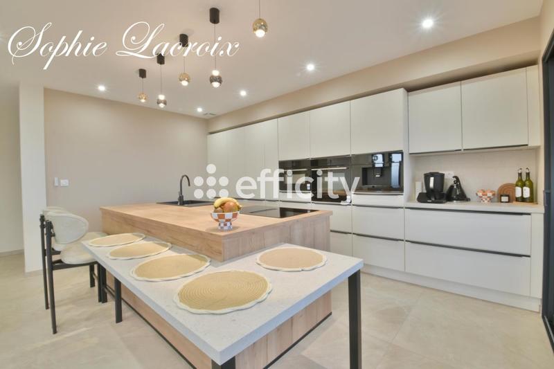 Villa - 147 m² - 6 pièces