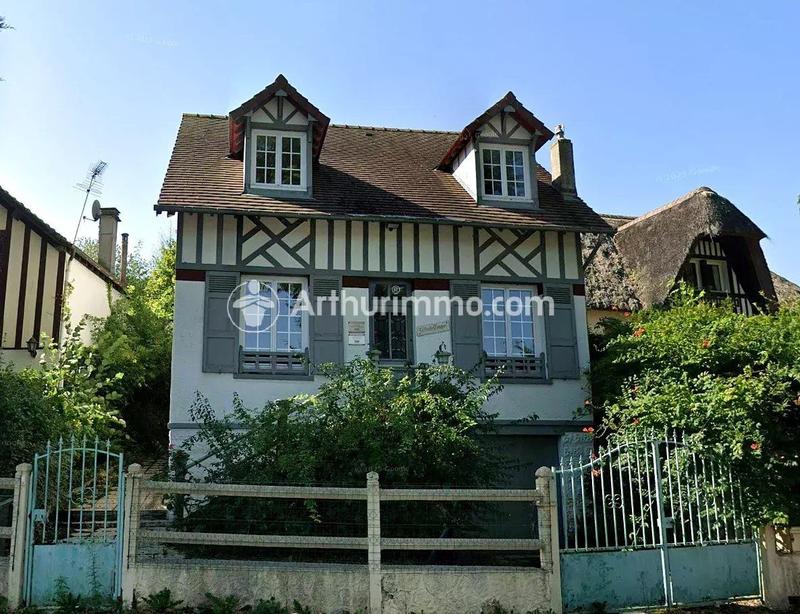 Maison - 350 m² - 4 pièces