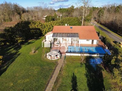 Maison - 171 m² - 6 pièces