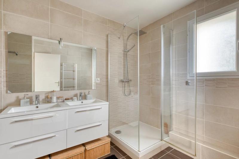 Maison - 86 m² - 5 pièces