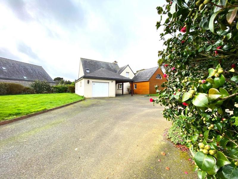 Maison - 177 m² - 7 pièces