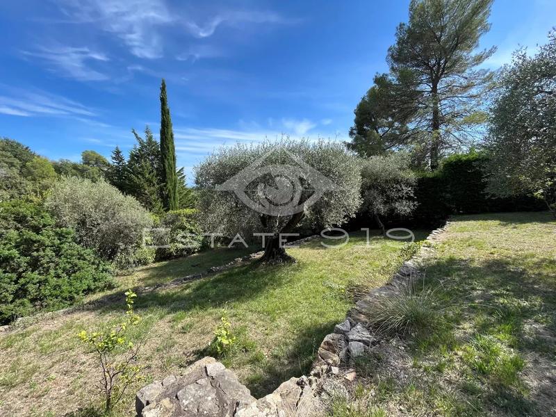 Villa - 160 m² - 6 pièces