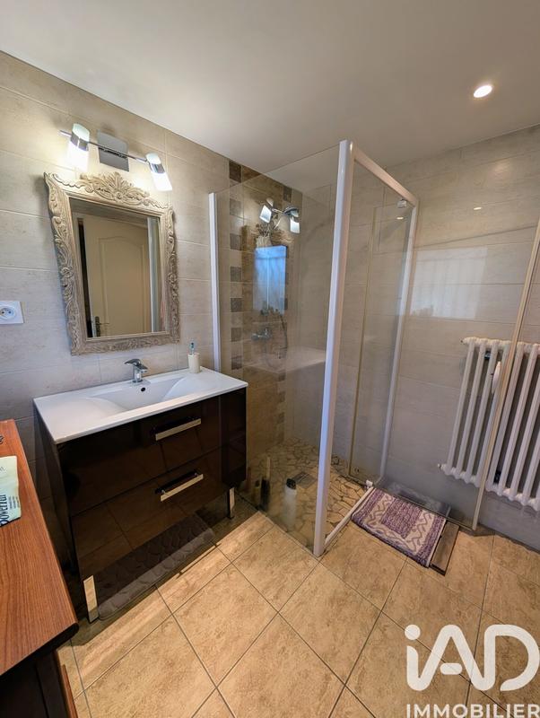 Maison - 93 m² - 5 pièces