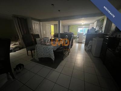 Appartement - 135 m² - 7 pièces