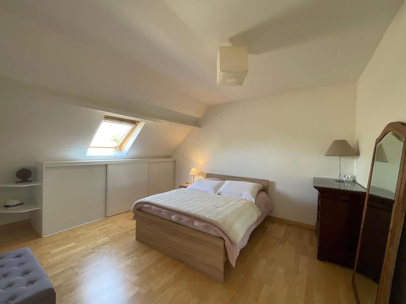 Maison - 176 m² - 7 pièces