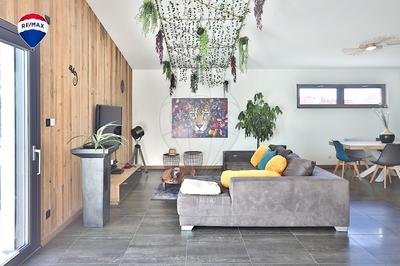 Maison - 139 m² - 5 pièces