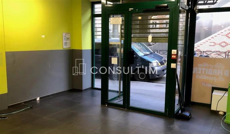 Local commercial - 327 m²