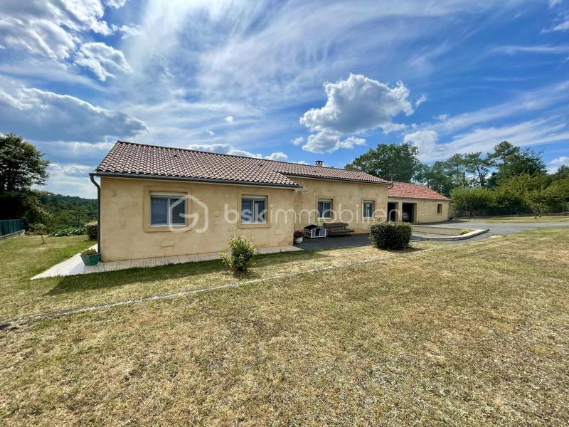 Maison traditionnelle - 122 m² - 5 pièces