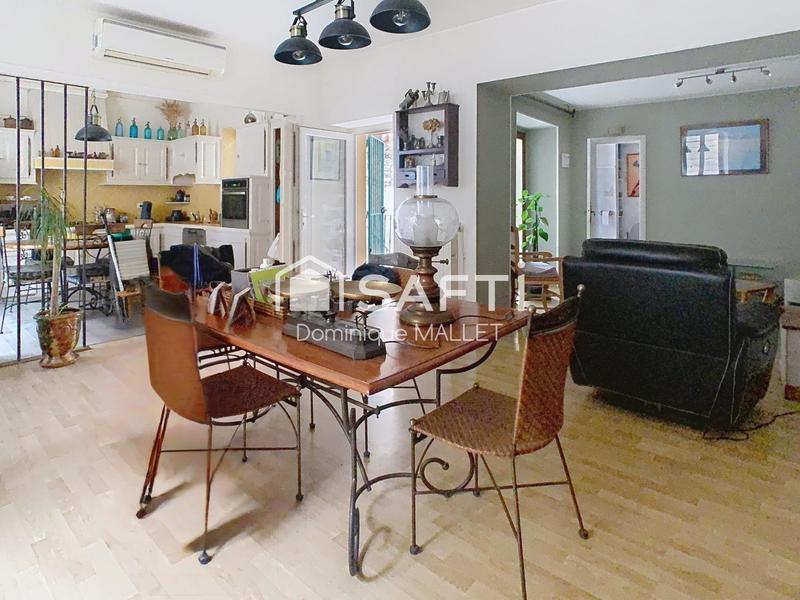 Maison - 80 m² - 5 pièces