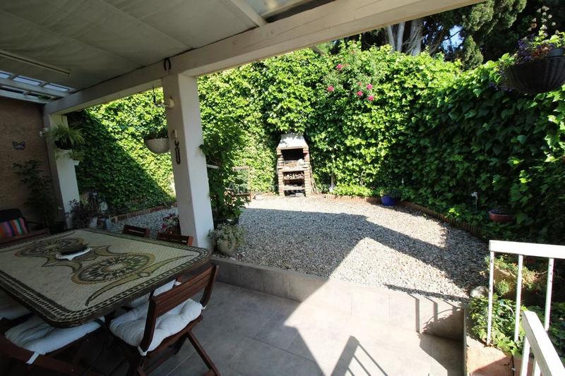 Maison - 96 m² - 5 pièces