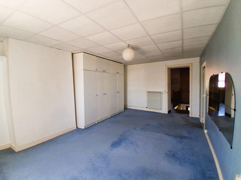 Maison - 143 m² - 5 pièces