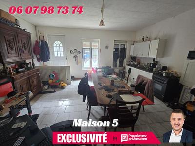 Maison - 350 m² - 1 pièce