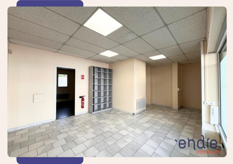 Local d'activités - 95 m² - 6 pièces