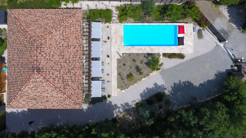 Propriété - 174 m² - 8 pièces