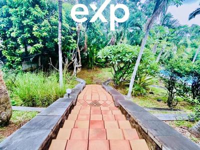 Villa - 245 m² - 7 pièces