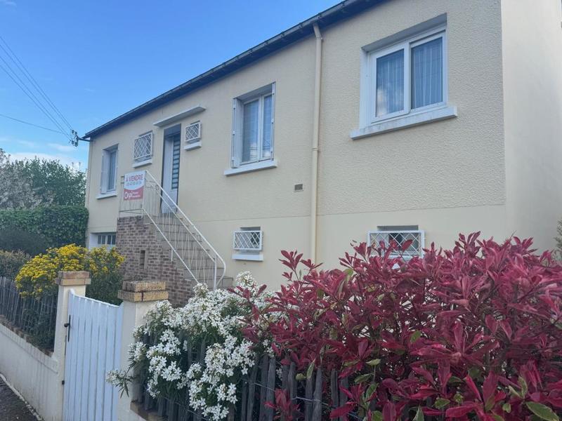 Maison - 110 m² - 4 pièces