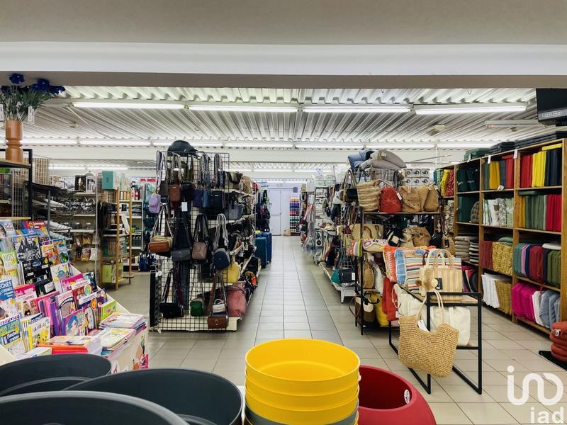 Local commercial - 1 000 m²