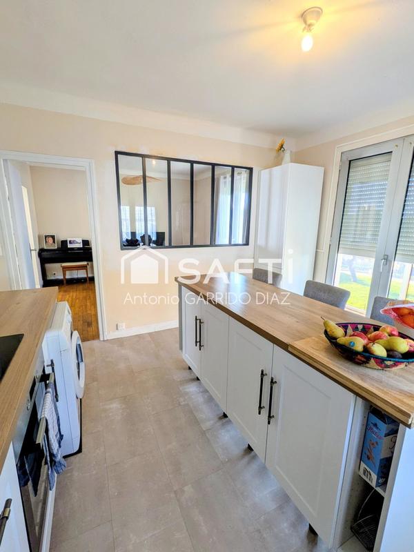 Maison - 138 m² - 8 pièces