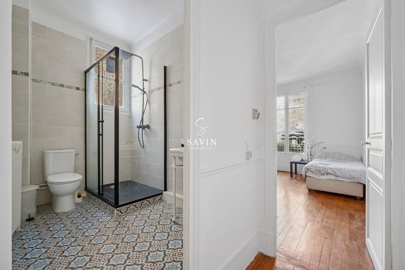 Maison ancienne - 242 m² - 7 pièces