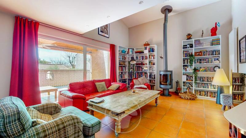 Maison - 151 m² - 6 pièces