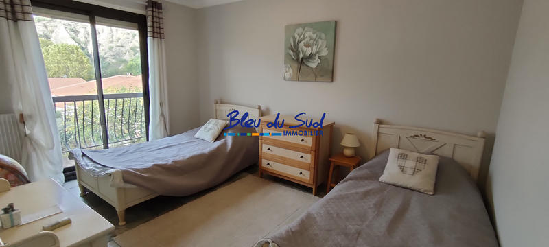 Maison - 190 m² - 8 pièces