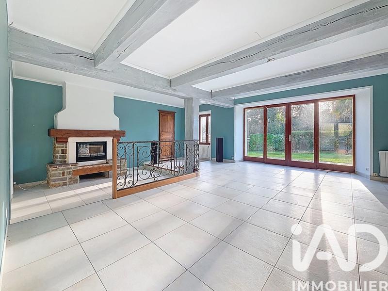 Maison - 250 m² - 8 pièces