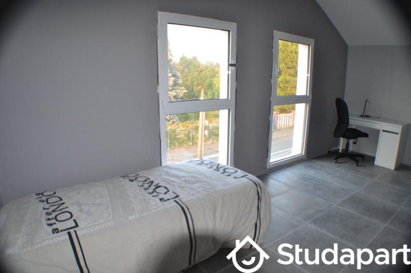 Chambre - 13 m² - 1 pièce