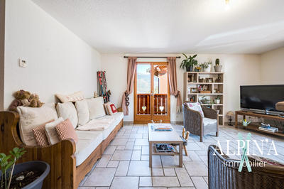 Appartement - 82 m² - 4 pièces