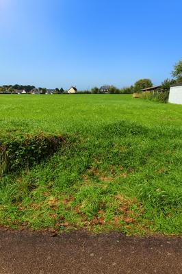 Terrain constructible - 644 m²